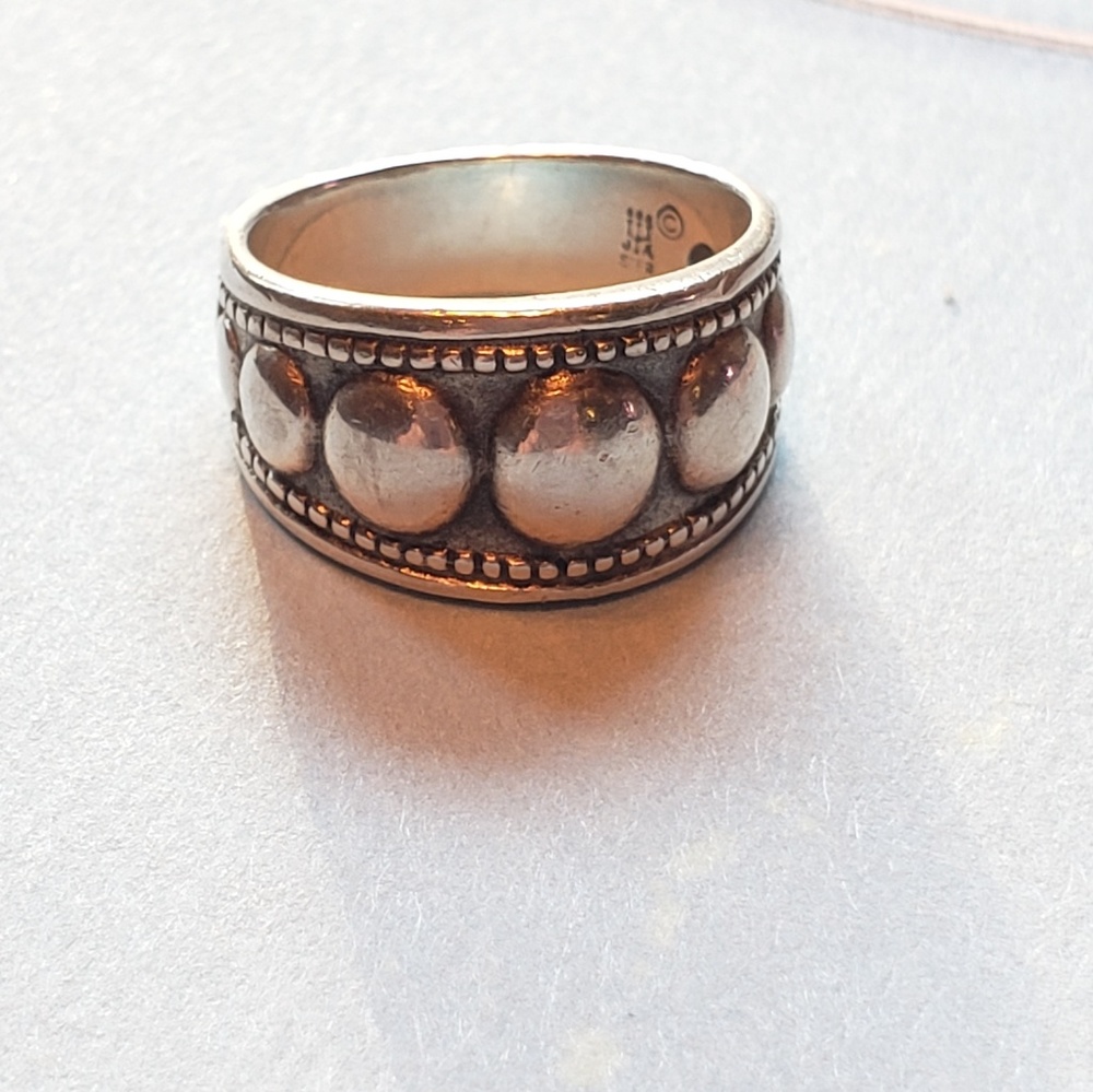 James Avery Graduated Beaded Ring Tapered Band